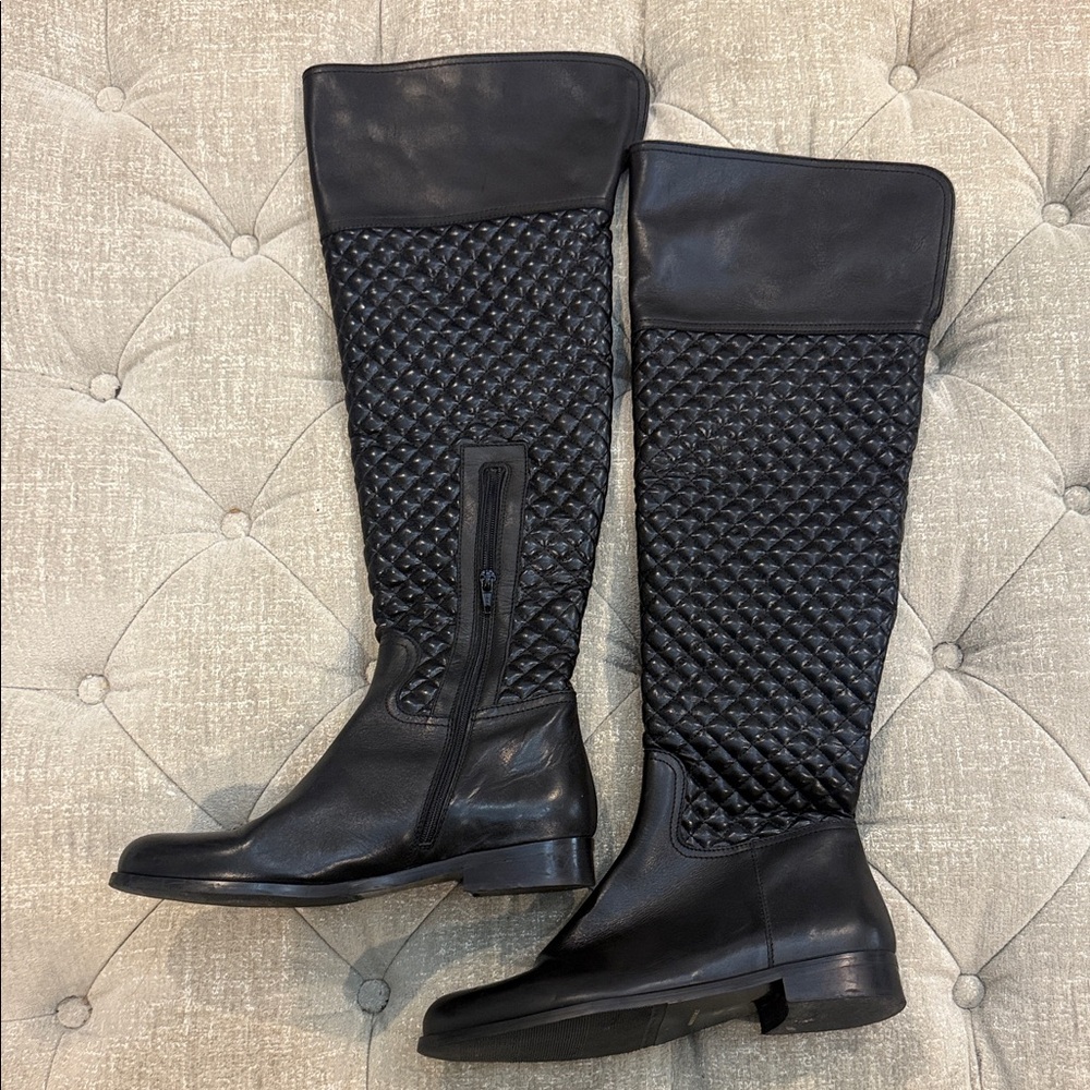 NWOT Davos‎ Women's 8.5 Black Quilted Knee-High Boots